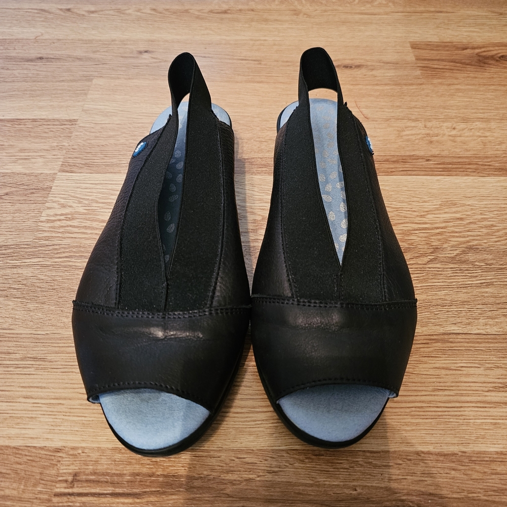 Cloud Footwear Euro Caliber Nappa Slingback Sandal Casual Comfort. Size 7
